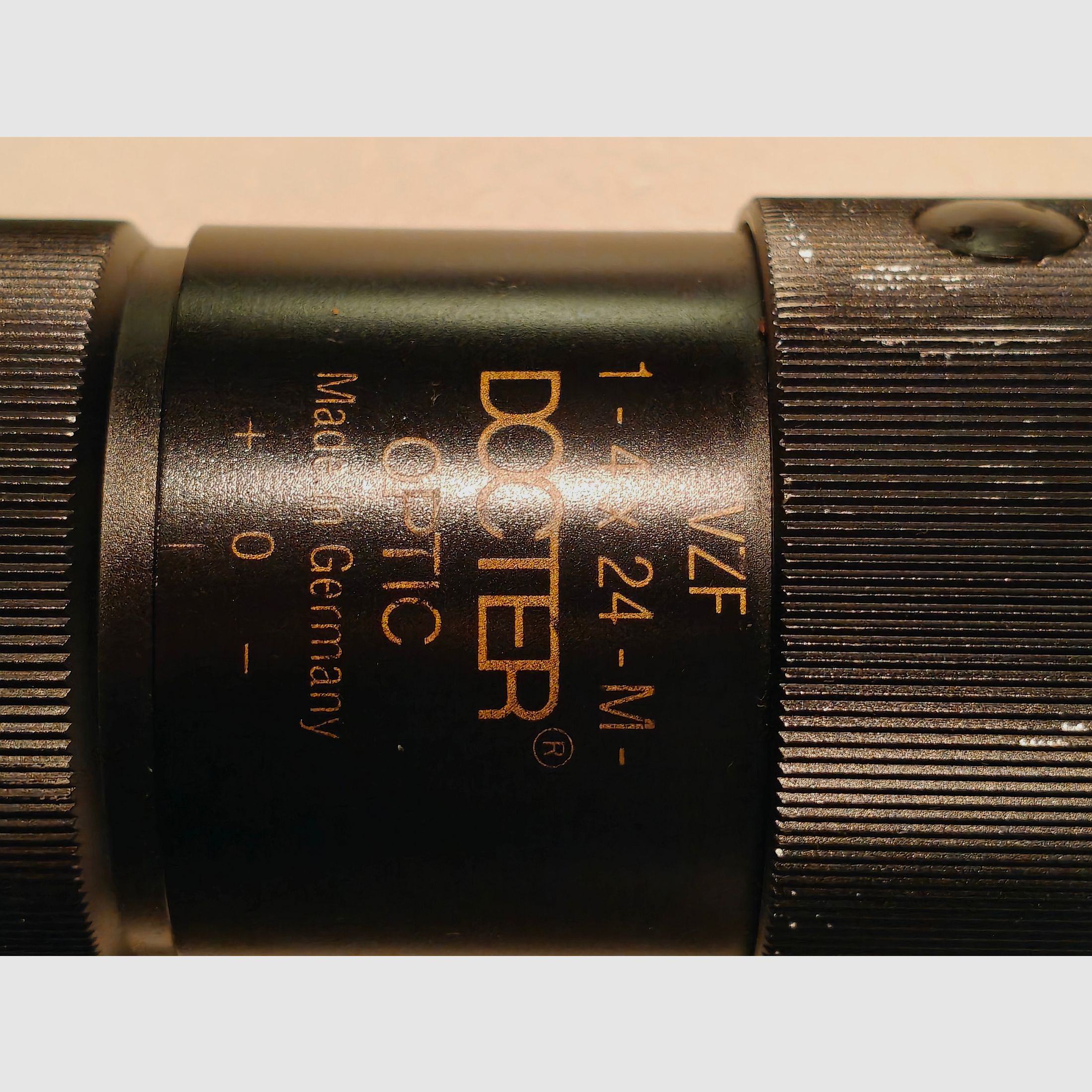 Docter VZF 1-4x24 M driven hunt riflescope like Zeiss Diavari