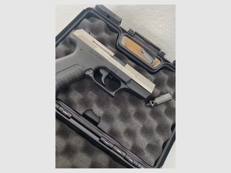 Walther P99 blank firing gun 9mm