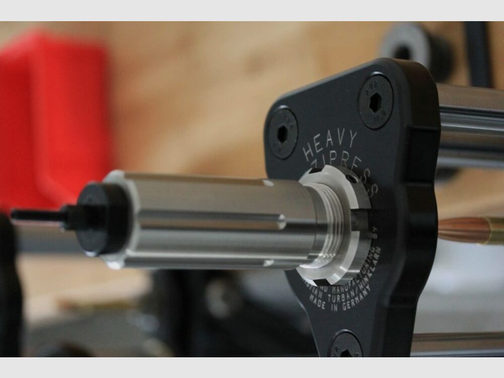 Turban CNC Zerspanungstechnik GmbH & Co.KG Ladepresse Präzipress by Turban - HEAVY PRÄZIPRESS 120 mm
