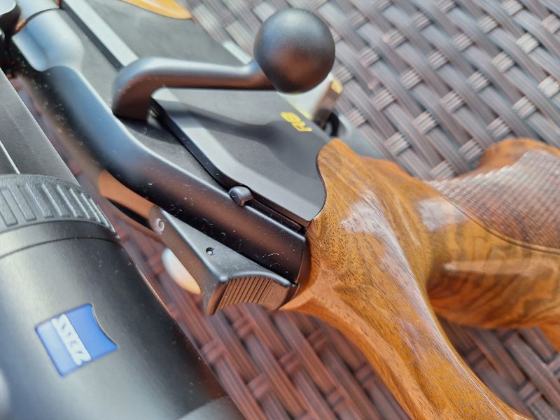 Blaser R8 Success HK4, 30.06, Zeiss V8 1,8-14x50 neu