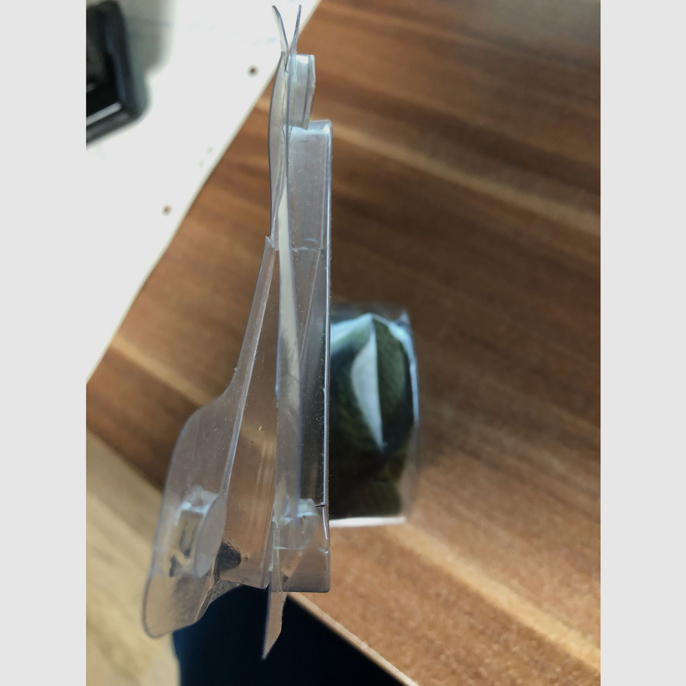 Corde de nettoyage pour armes de poing et plusieurs carabines.