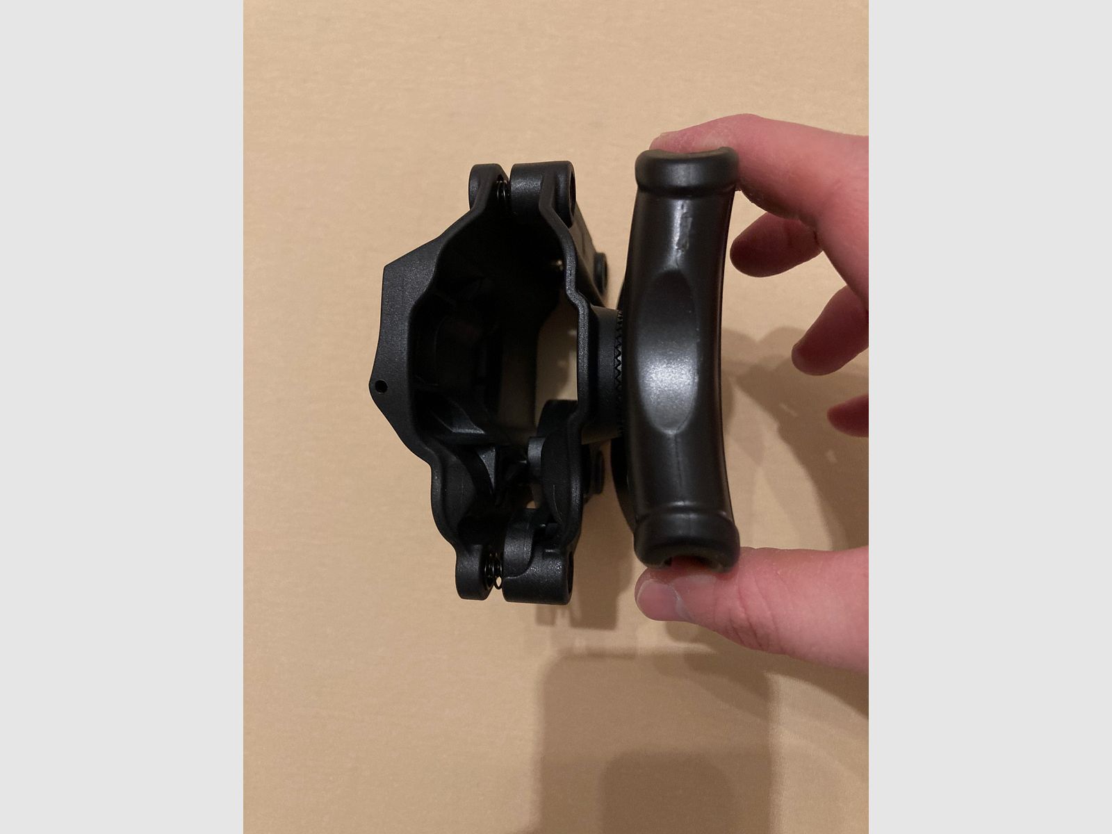 Schreckschuss Glock17 Gen5 zwart met 2 magazijnen en holster!!