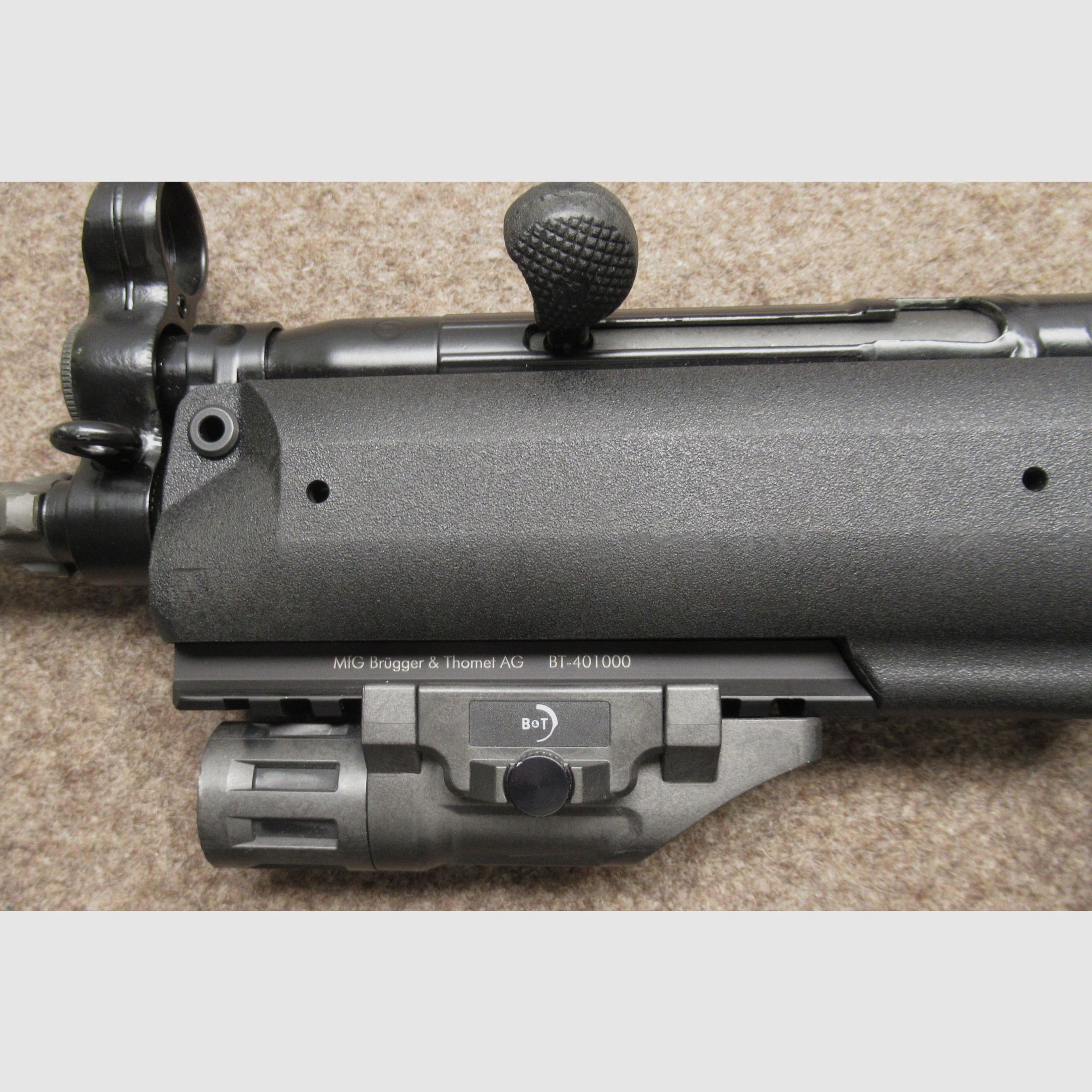 Halbautomatisch B&T Mod. 96 Kal. 9mm Para, Bild 4 von 5