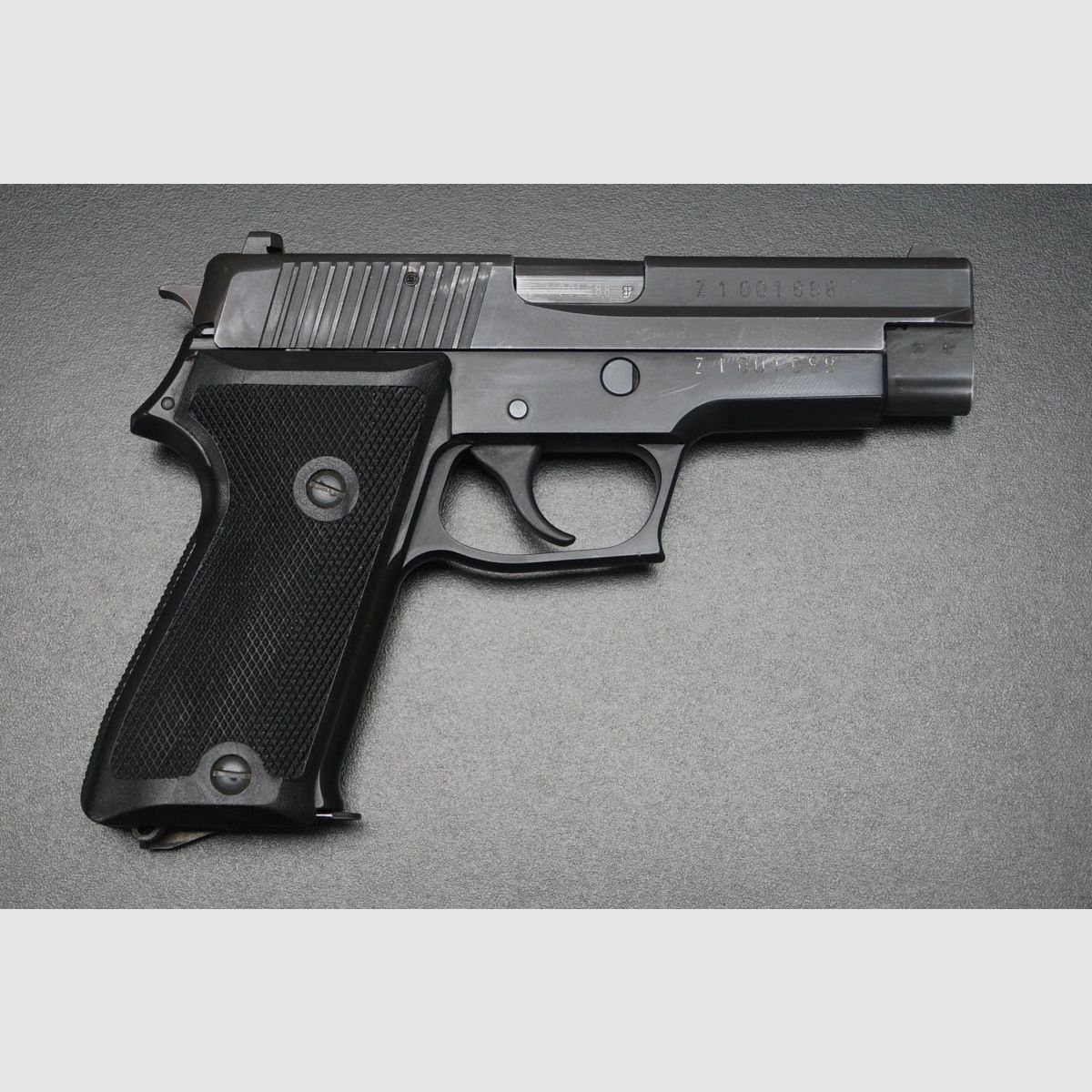 SIG P220 pouces d'occasion, image 1 sur 7