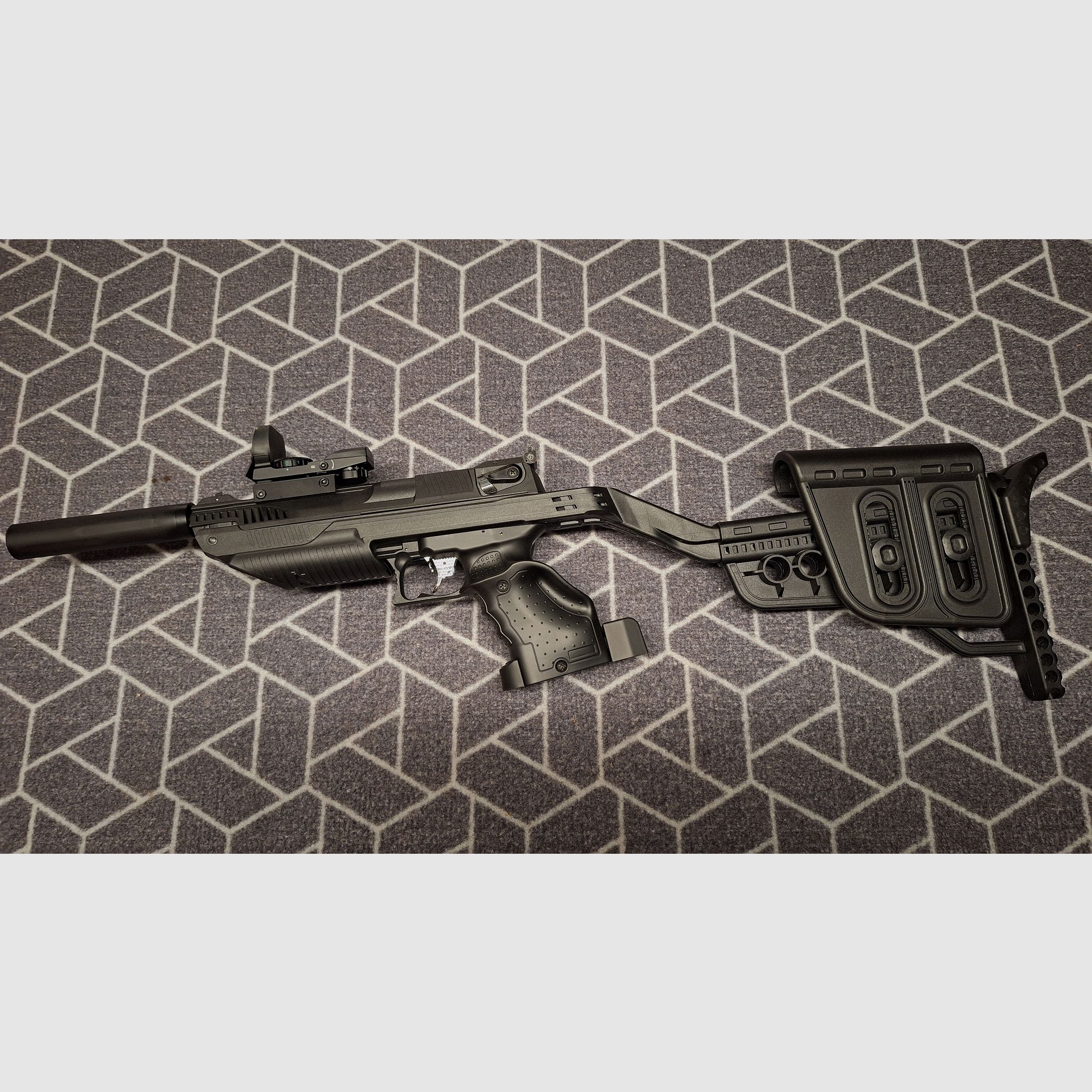 Zoraki HP01 Rechtshänder mit Reddot, Schalldämpfer und Anschlagschaft