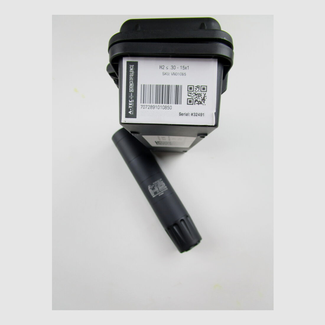 Mauser 25 Extreme z lunetą i tłumikiem dźwięku