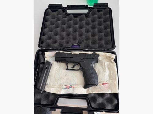 Walther p22q Schreckschuss mit Ersatzmagazin 
