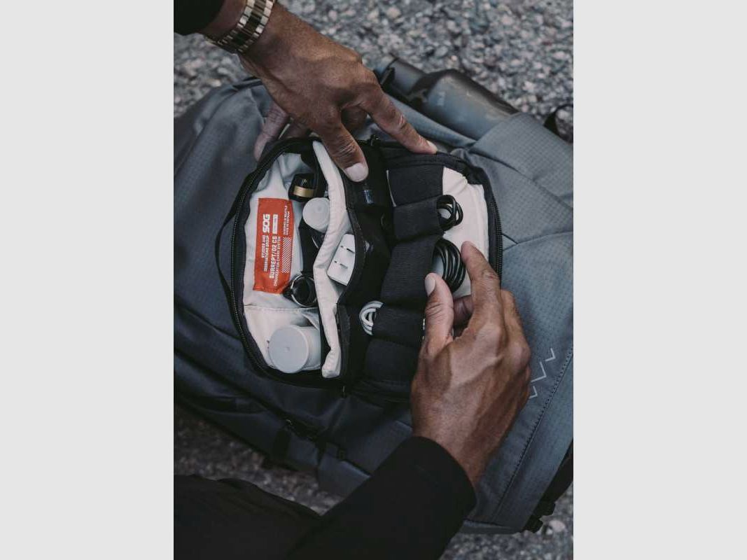 SOG Organizer Surrept 02 CS, Charcoal