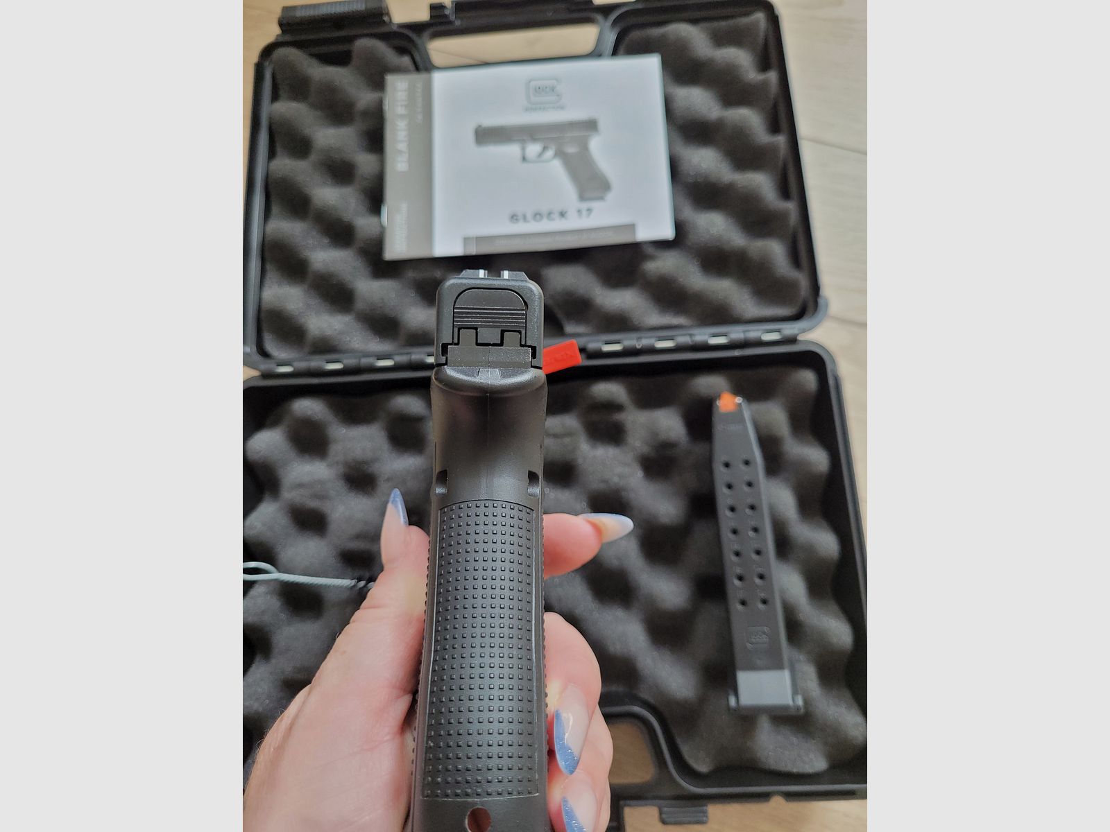 Glock 17 Gen5 Schreckschuss Pistole 9mm P.A.K.schwarz