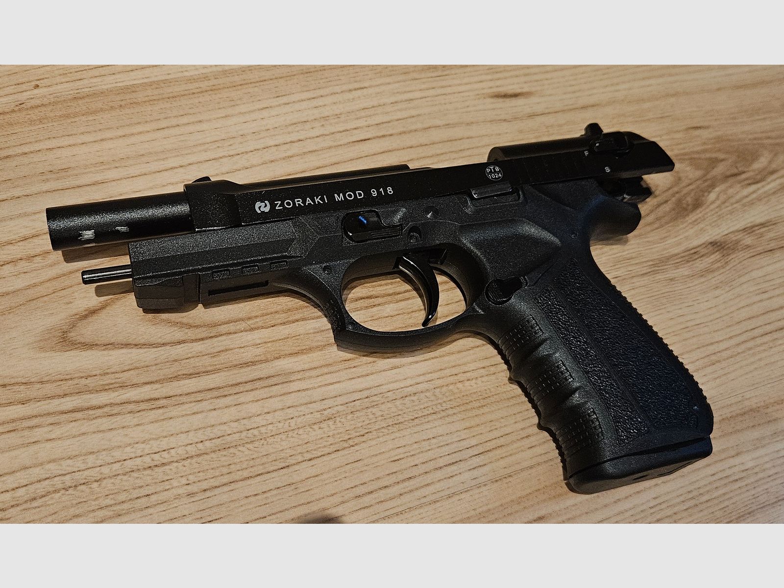 Pistola de fogueo Zoraki 918 calibre 9mm, 49 cartuchos de salva, cargador de 30 disparos, ayuda de carga, munición luminosa