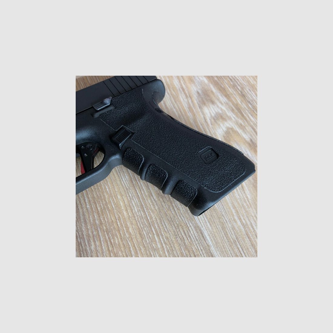GLOCK Anti-Rutsch Sticker / Griff-Aufkleber / Griffschale Aufsatz gefertigt f. folg. Glock Modelle