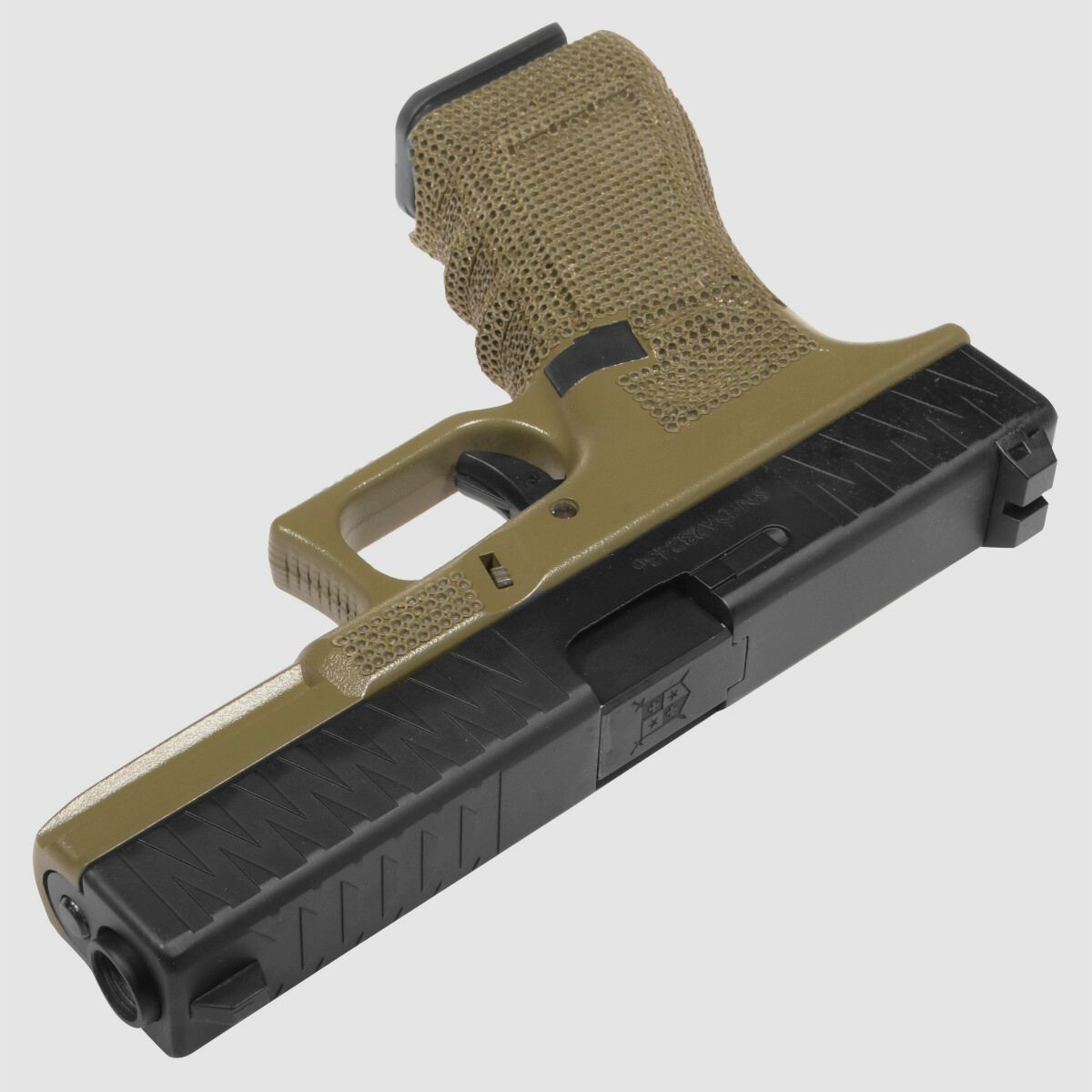 P05 GBB Airsoft Pistole in Oliv | Delta Armory