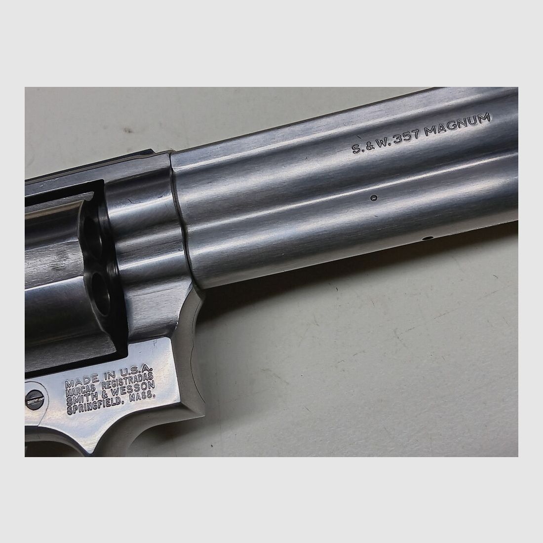 Smith & Wesson - Springfield Mod. 686-1