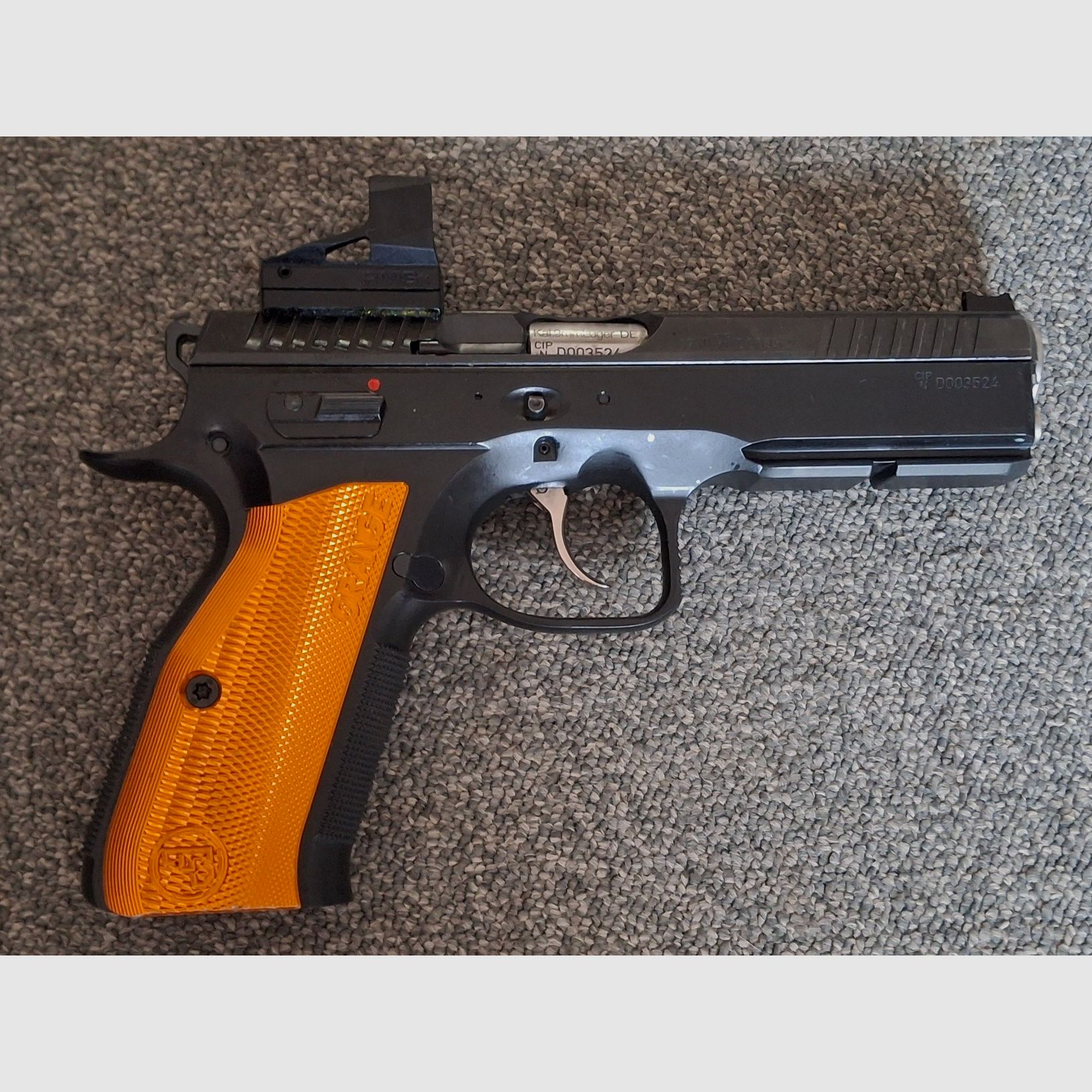 CZ Shadow 2 orange mit Optic