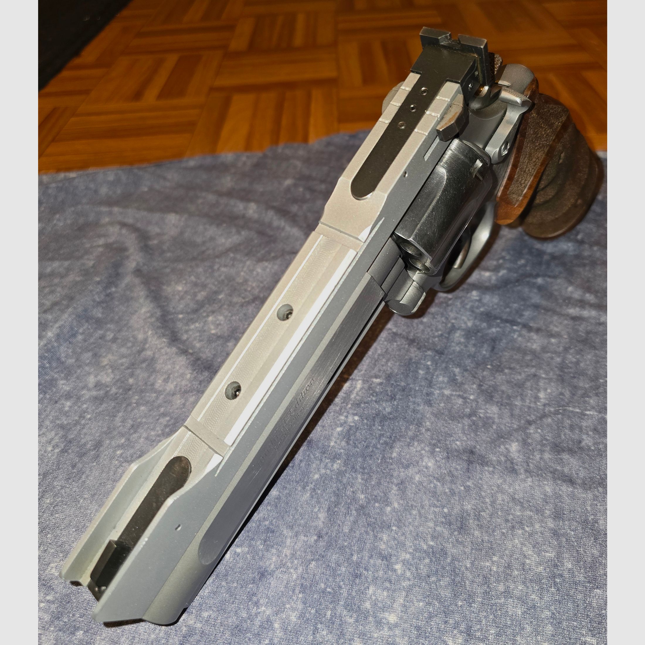 Smith u. Wesson 686 Mod.4 Target Champion Umbau 357Mag./38Special  950€VB