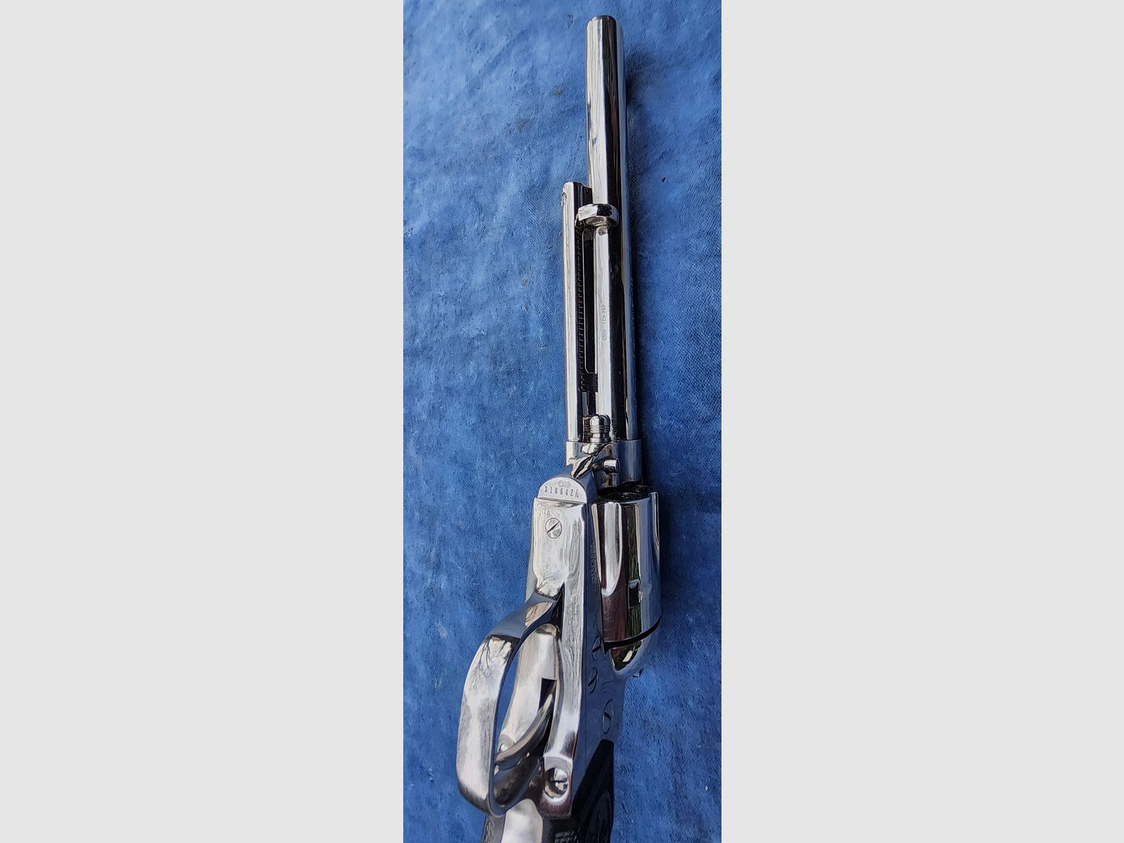 Colt SAA 3th Generation 7 1/2 inch Nikkel plated, afbeelding 5 van 16