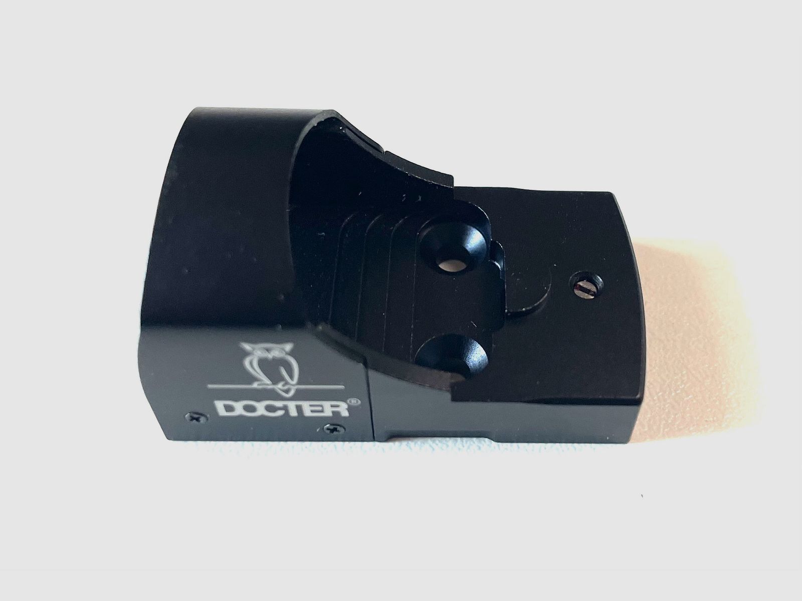 Docter sight II plus D 7.0 red dot reflex sight used with function V438