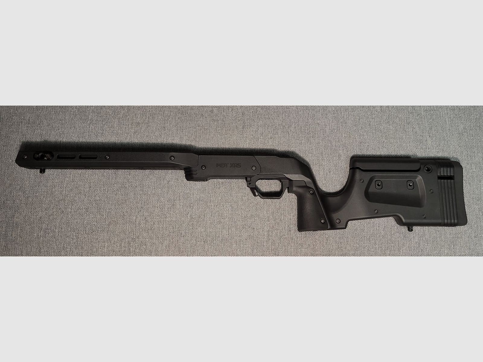 MDT XRS Chassis für Remington 700 SA RH in Schwarz