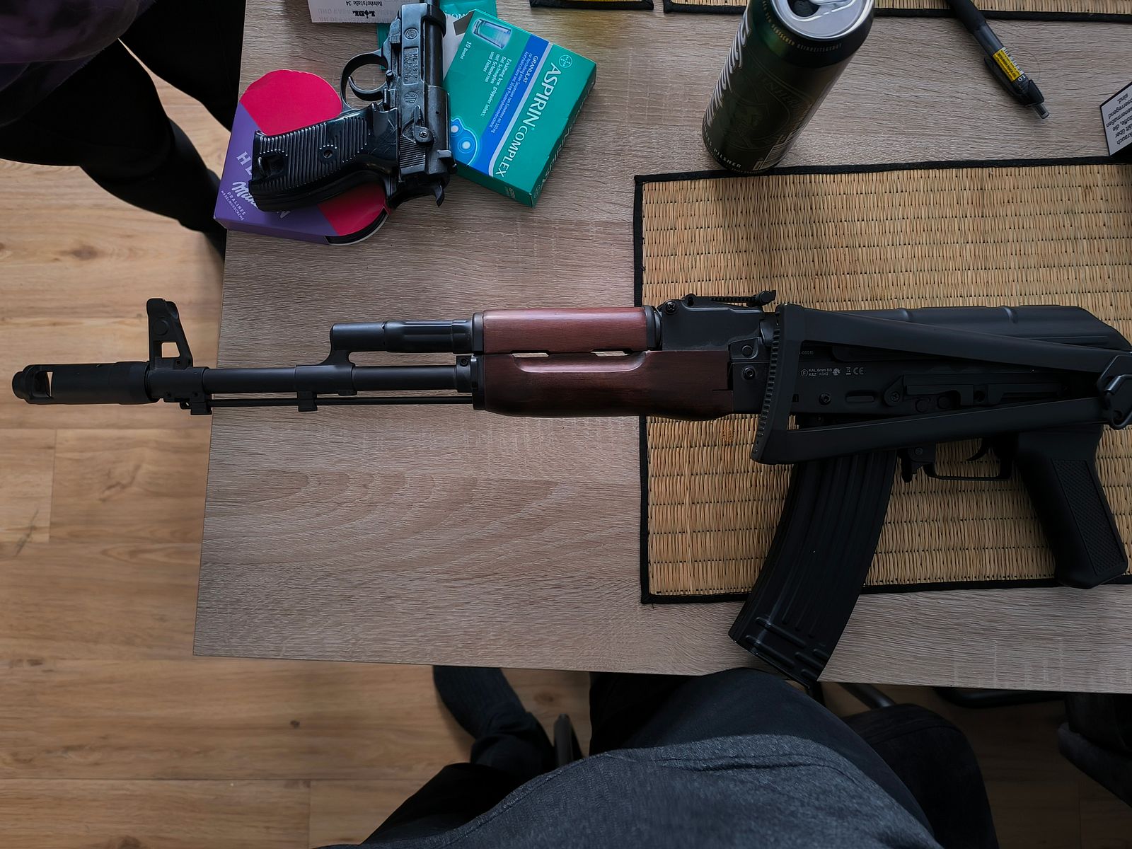 Verkaufe Echtholz AK 47 mit AEG Blowback system