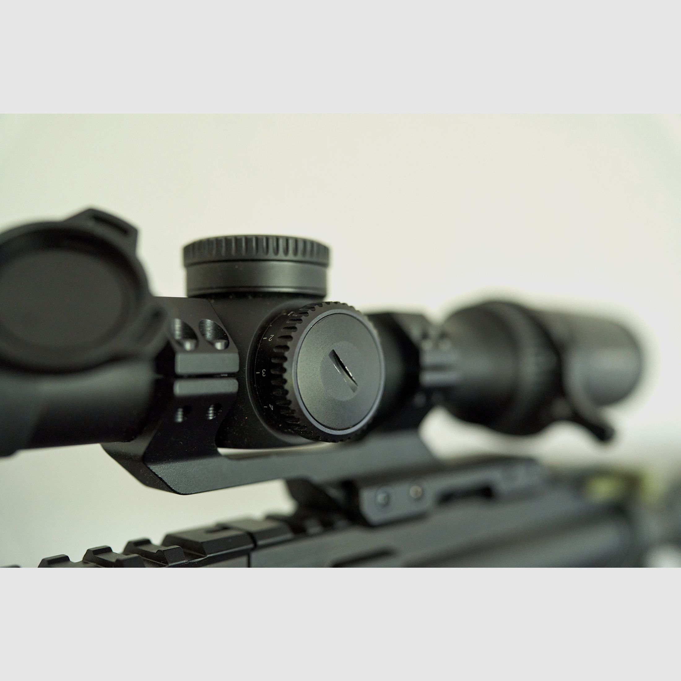 Tippmann Arms M4-22 LTE OD-Green .22 lr – ottime condizioni, circa 25 colpi, accessori Vortex/Hera/Magpul