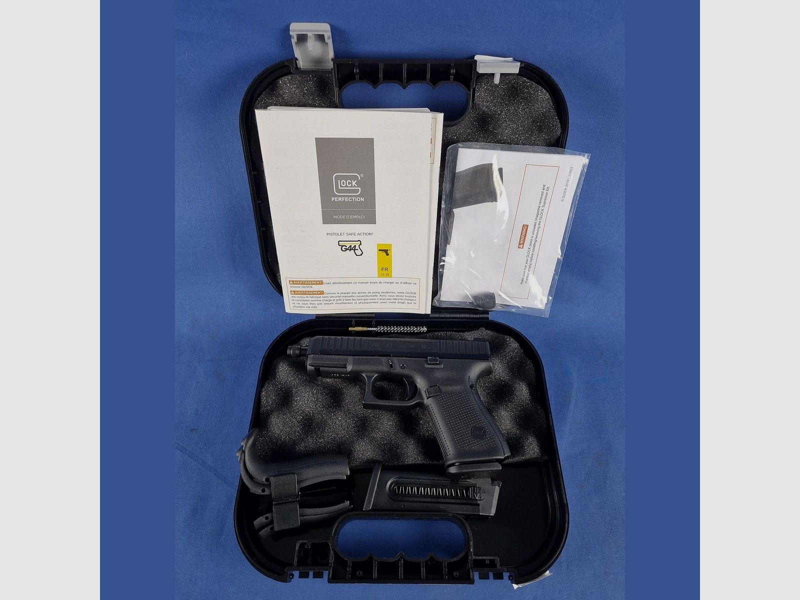 Glock 44 GEN5 FS mit Gewindelauf M9x0,75 Kal. .22lr, Bild 2 von 3