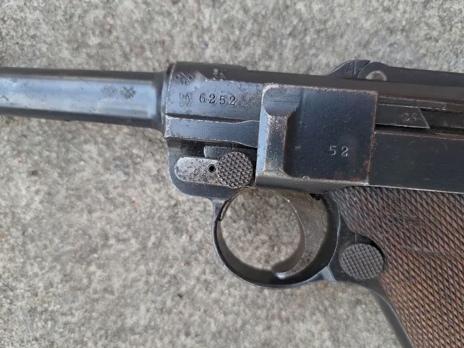 Luger P08 EU-Deko 1915 DWM, numer zgodny