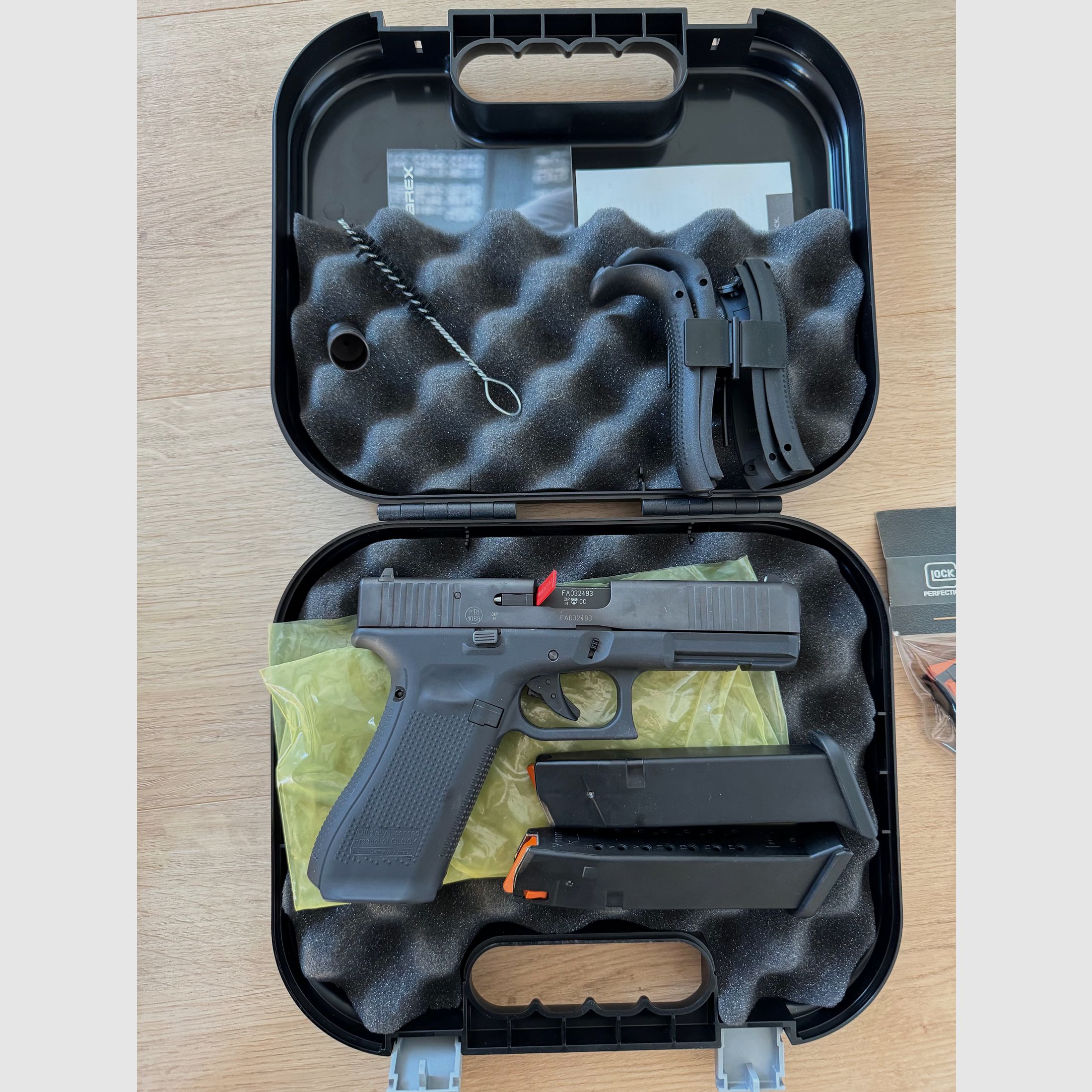 GLOCK 17 Gen. 5 SV - 9mm P.A.K.