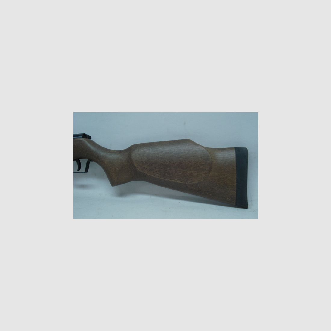 Modell 220 F Kal.4,50 mm - Buchenholzschaft mit Backe