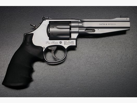 Revolver Smith & Wesson Pro Series Mod. 686 avec des Full Moon Clips