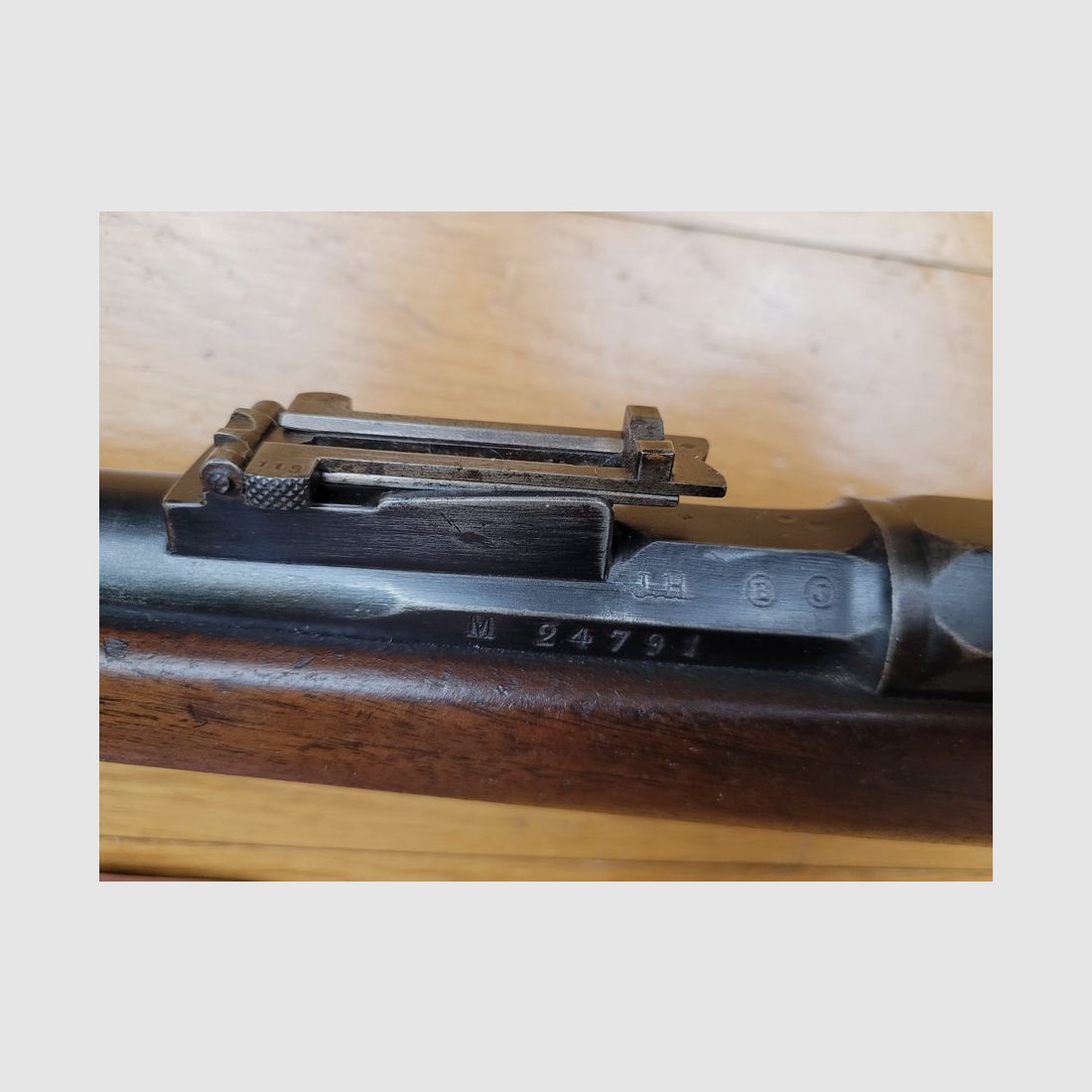 Zeer mooi infanteriegeweer Gras – Model 1866-74 M80 – Omgebouwd Gras in Saint Etienne in juli 1883 – Volledig monomatrikuleer inclusief de reinigingsstaaf – Origineel kaliber 11mm Gras – Prachtige spiegelloop – Uitstekende staat, afbeelding 16 van 30