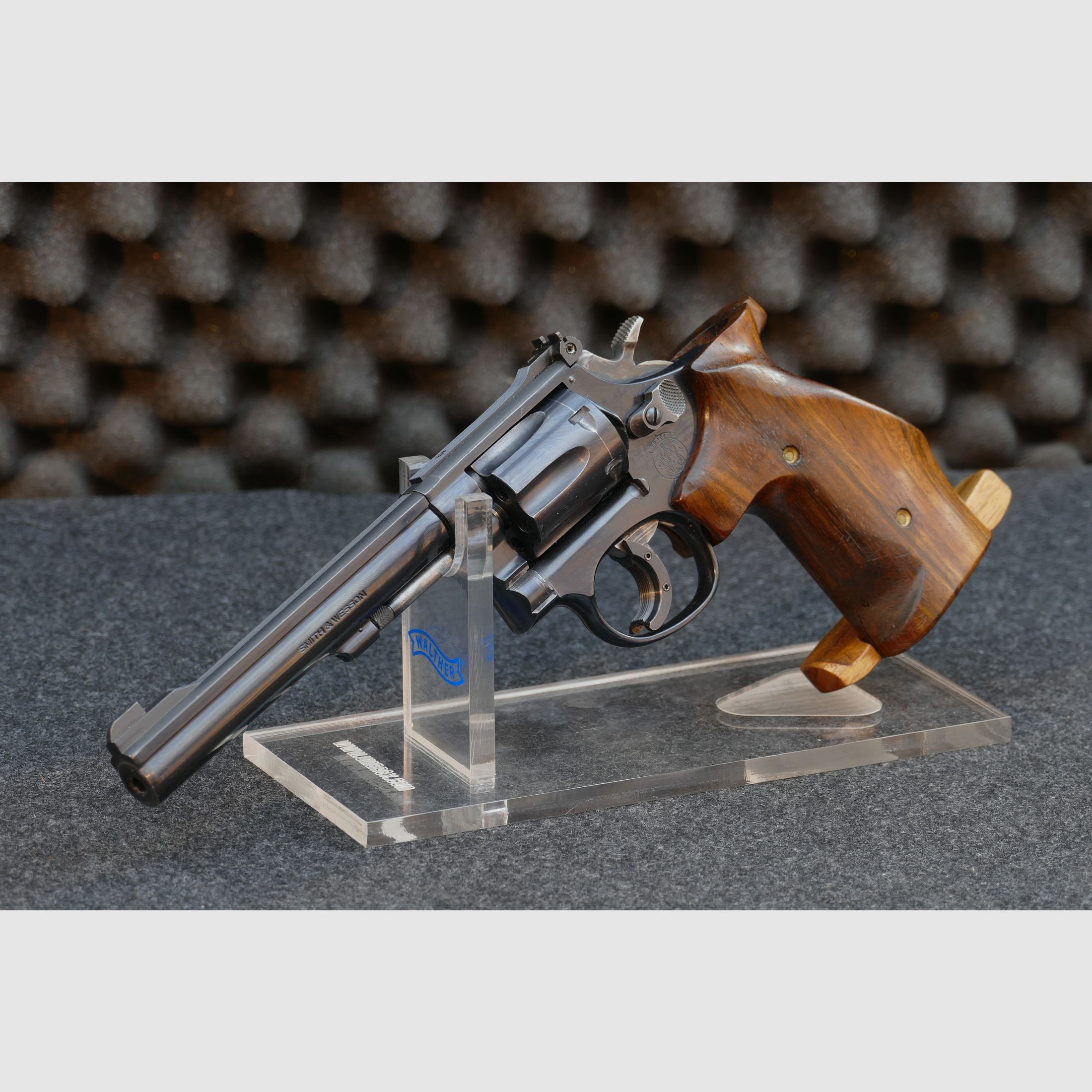 Smith & Wesson Model 17-5 — 6" (152 mm) • .22 LR