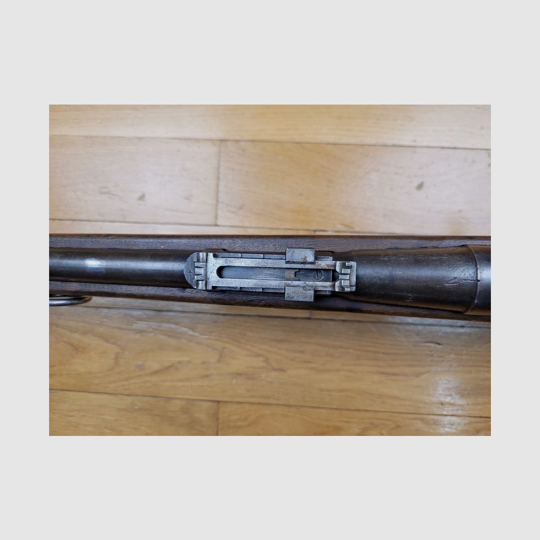 Bon fusil Berthier – Modèle 07/15 – non modifié 1916 – Arme en 3 coups de 1917 – Usines Delaunay Belleville – calibre 8×51 Lebel – Très bon canon – bretelle – 1 clip -TBE, image 11 sur 27