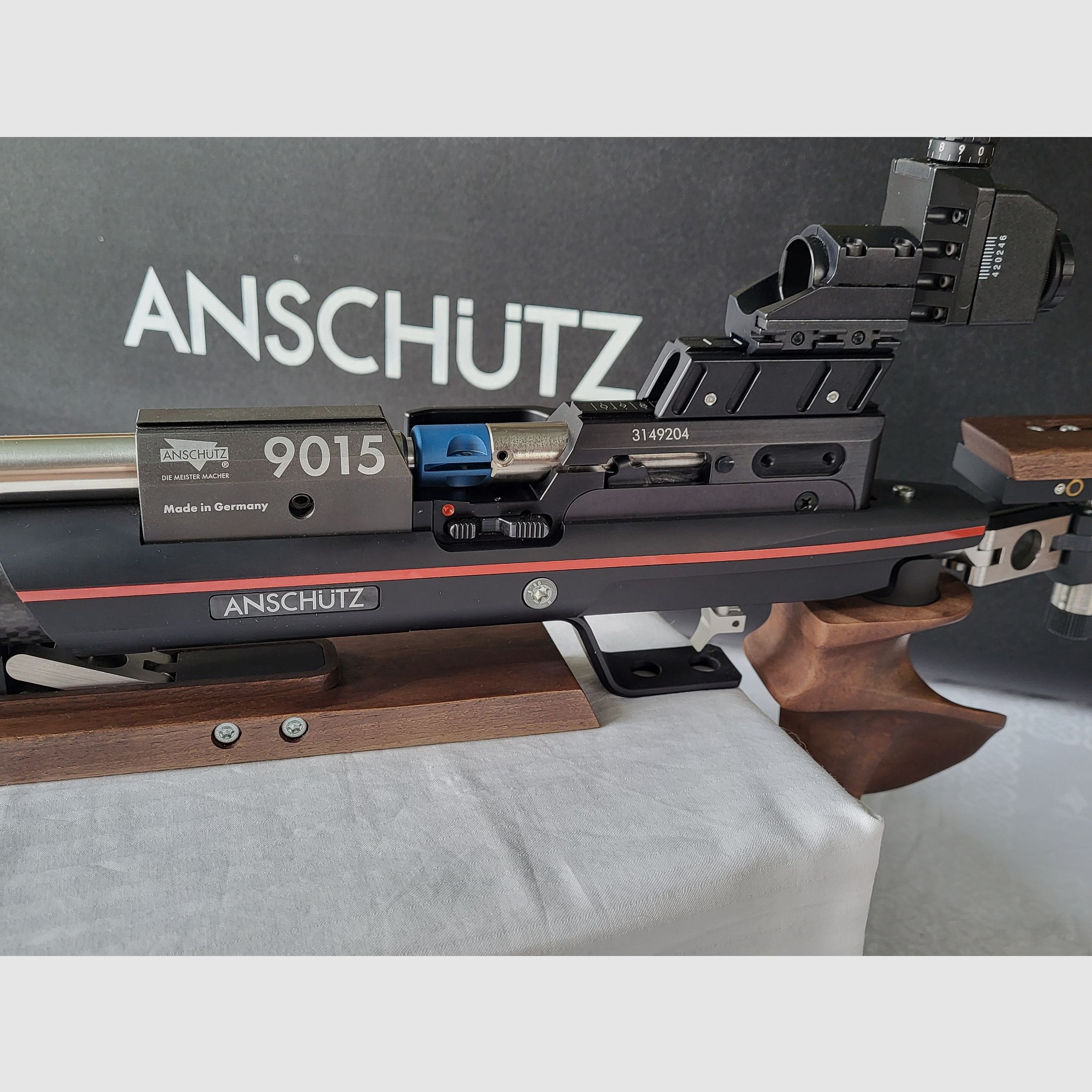 Anschütz 9015 ONE Rechtsschütze