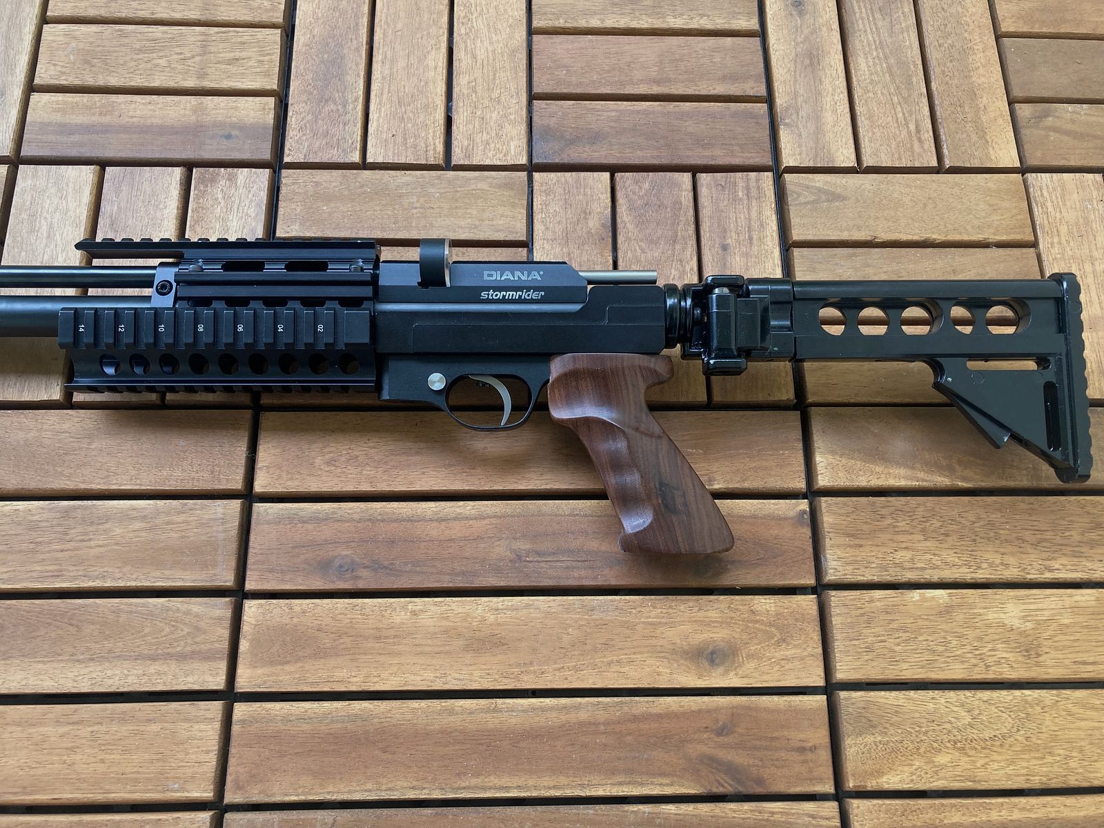 Diana Stormrider Luftgewehr Kaliber 4,5mm neuwertiger taktischer Umbau AK47 Galil Stil