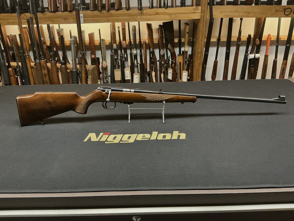 Anschütz 1516 .22WinMag