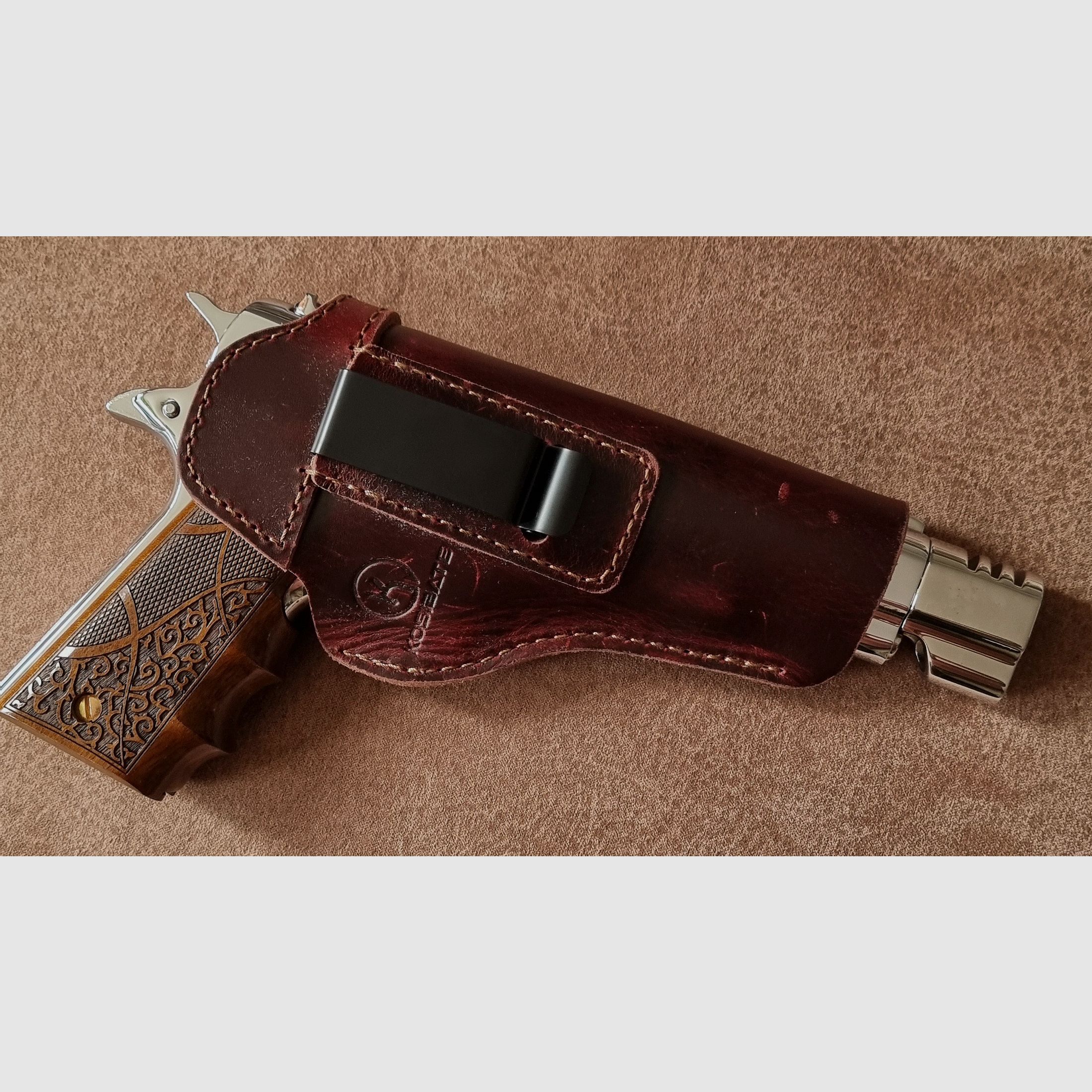 IWG Gouvernement en chrome avec holster