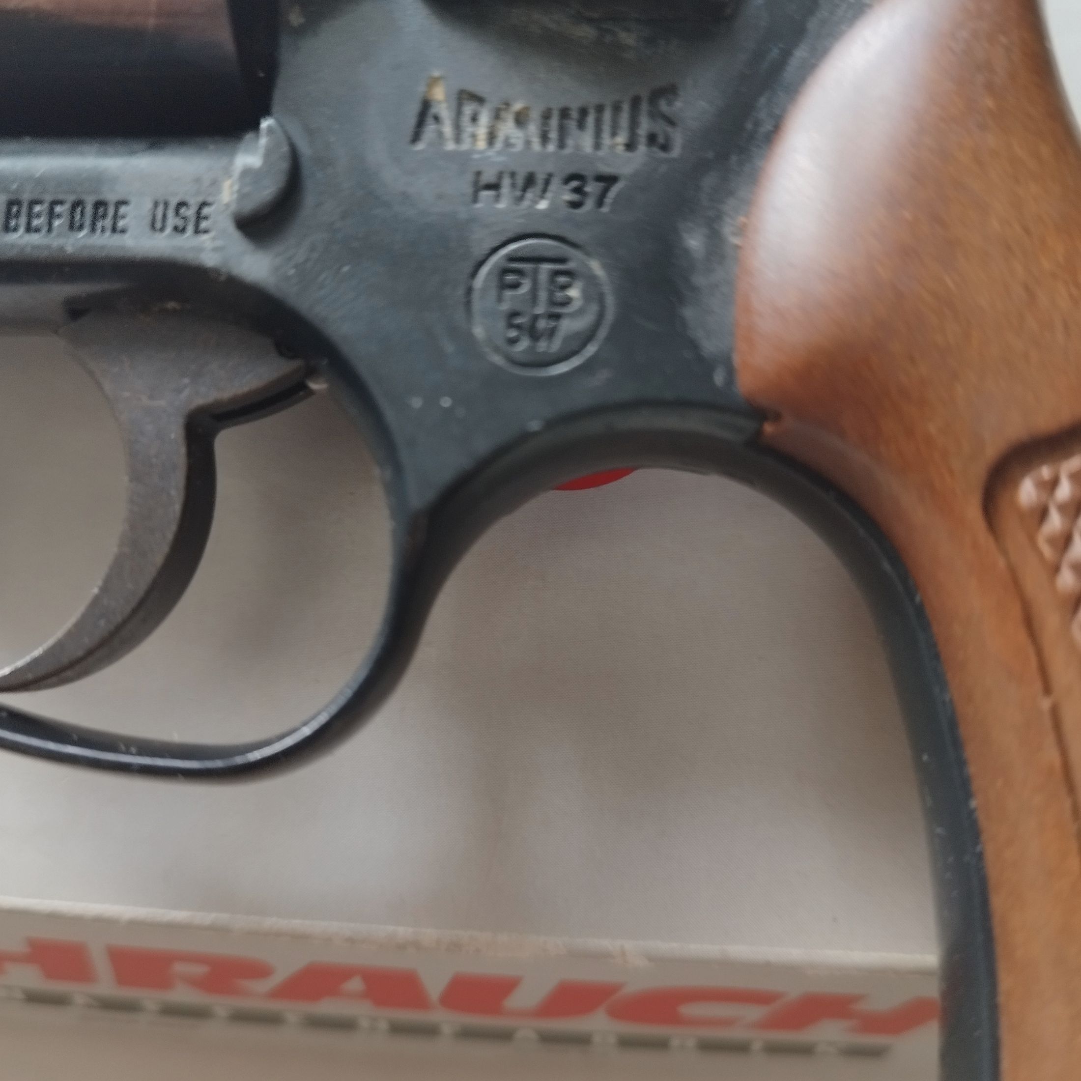 Weihrauch Arminius HW 37 - 9mm blank - SRS revolver with box PTB