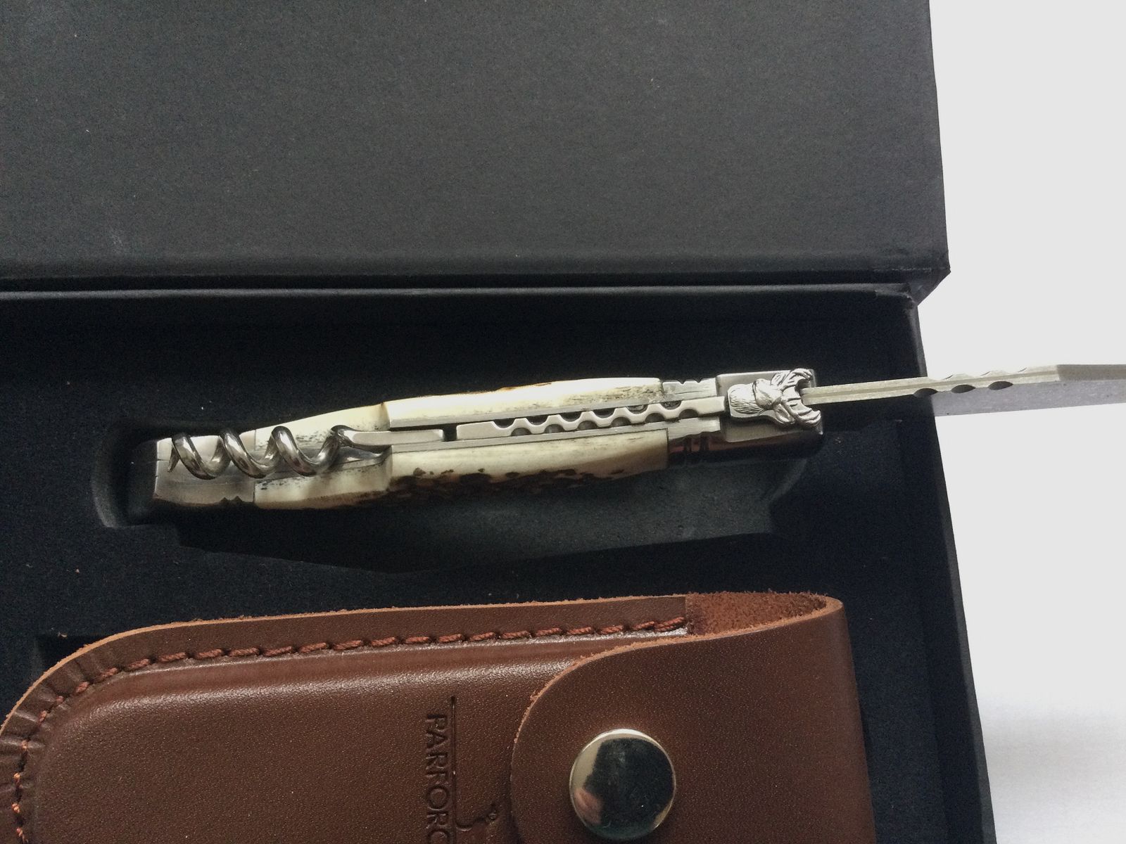 Coltelli, Parforce, liquidazione della collezione, eredità. Mai usato.