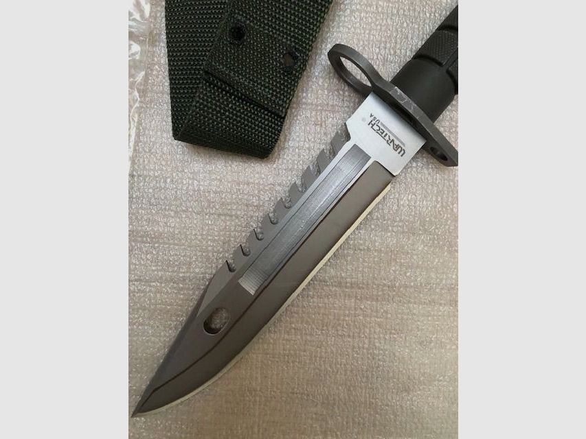 Couteau de survie/bayonnet avec gaine en nylon, ABS, poche et fixation de ceinture