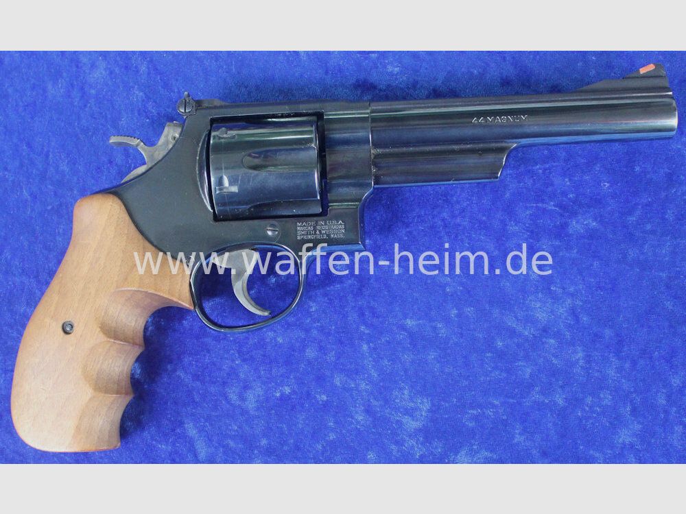 Smith & Wesson 29 - 6