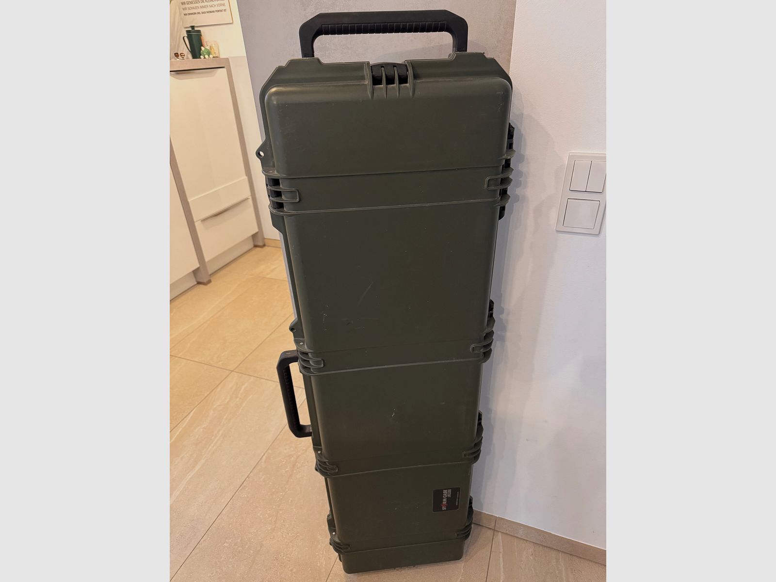 Storm Case iM3300 Gun Case Verde Oliva con Ruedas, incl. Espuma
