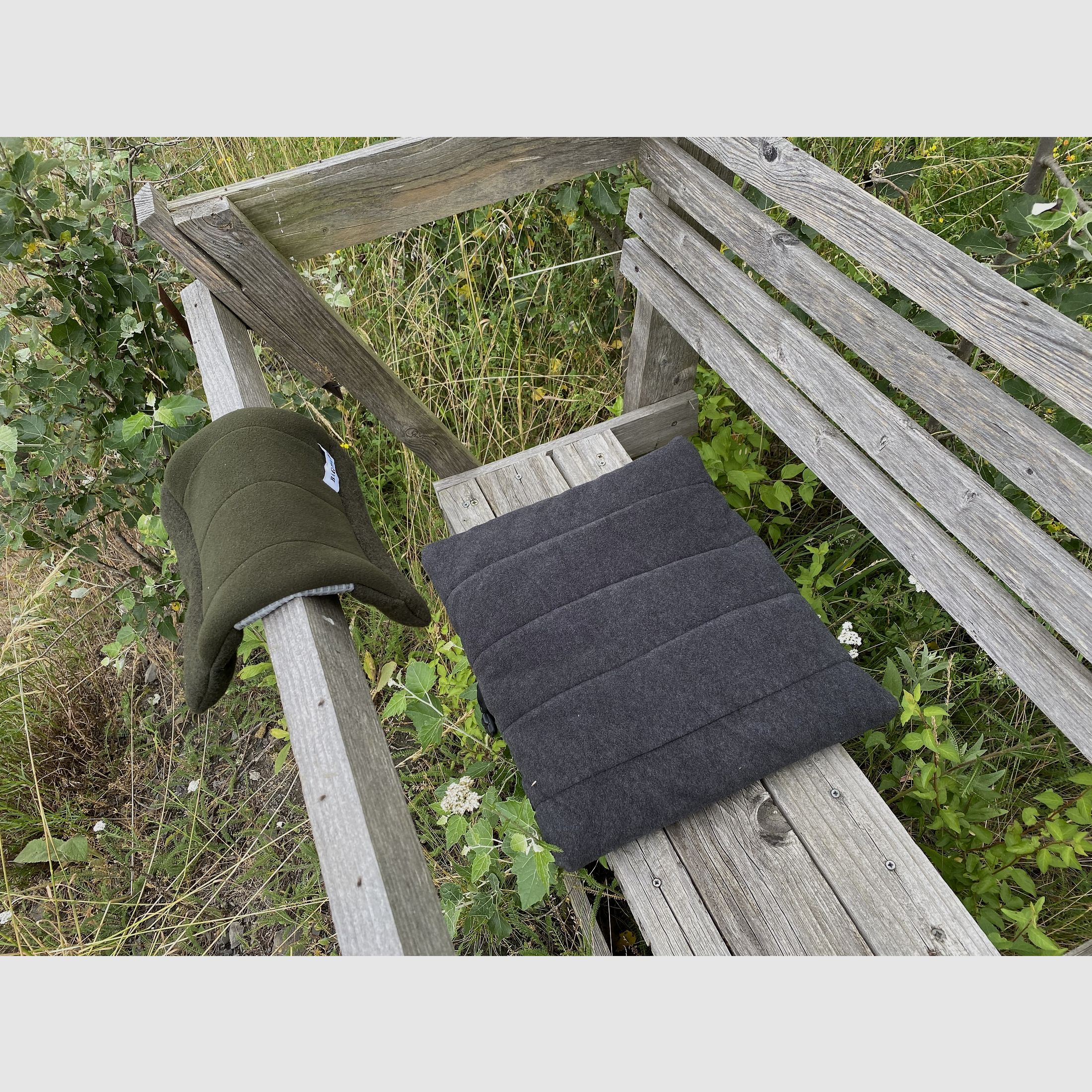 Hunting seat cushion