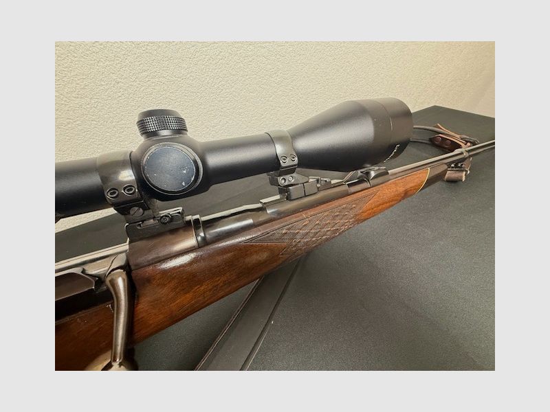 Mauser 66 rifle de caza, rifle de repetición de cerrojo de acción recta, rifle de caza calibre 30-06 en muy buen estado, incl. Tasco Titan 4-12x56 con punto de luz.