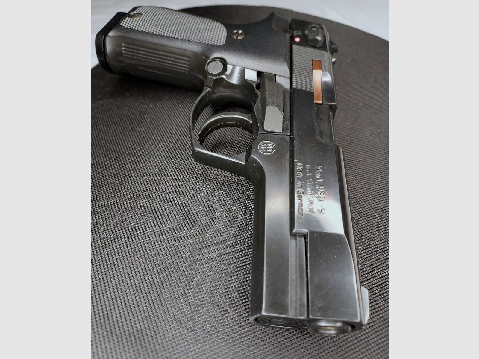 Walther P88-9 (P 88 Compact) blank firing pistol 9mm P.A.K. black (PTB 613)