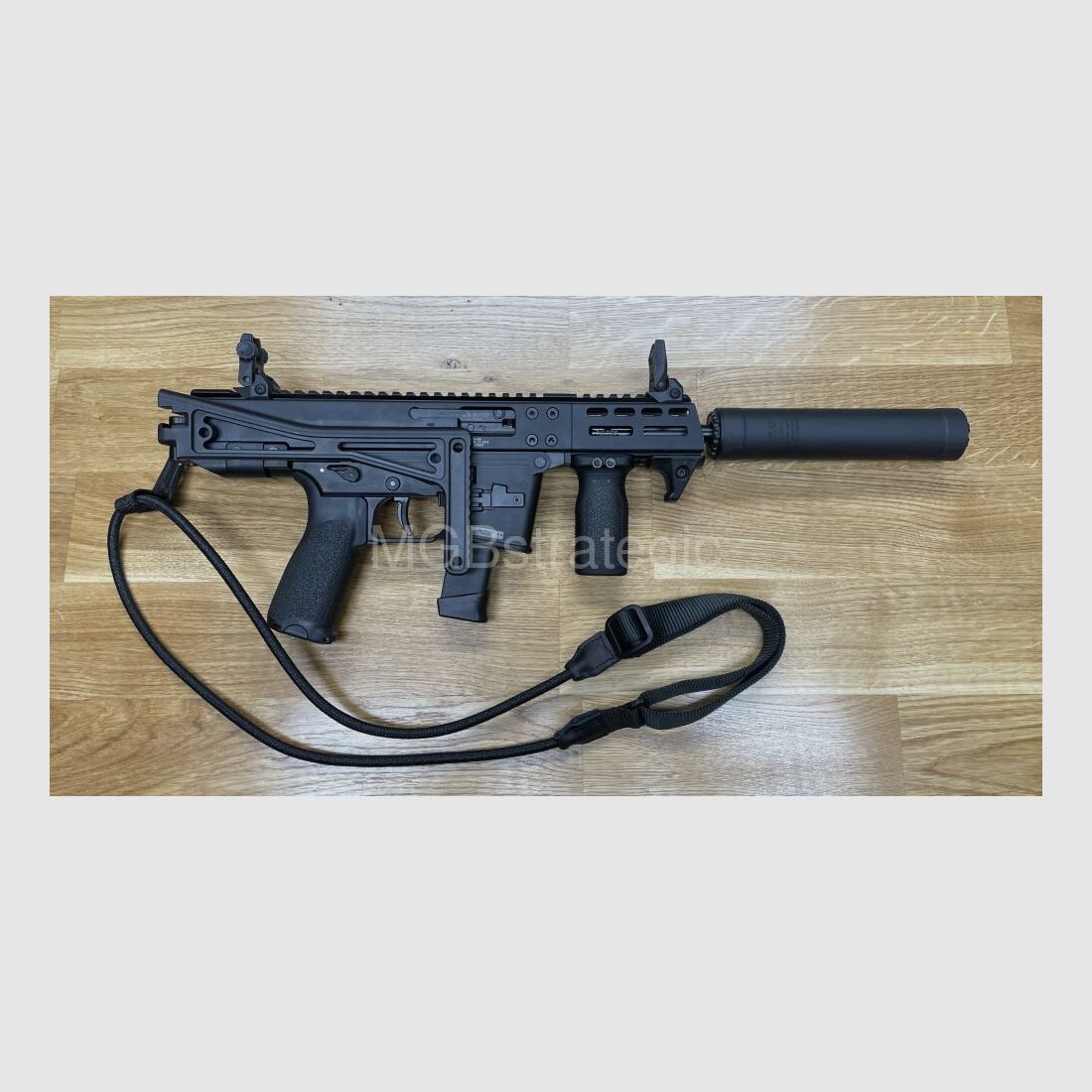 Acheron AG SMG E1 Tłumik Montaż Tri-Lug dla H&K SP5 MKE T94 B&T APC9 SPC9 GHM9 lub innych broni z mocowaniem 3-lug