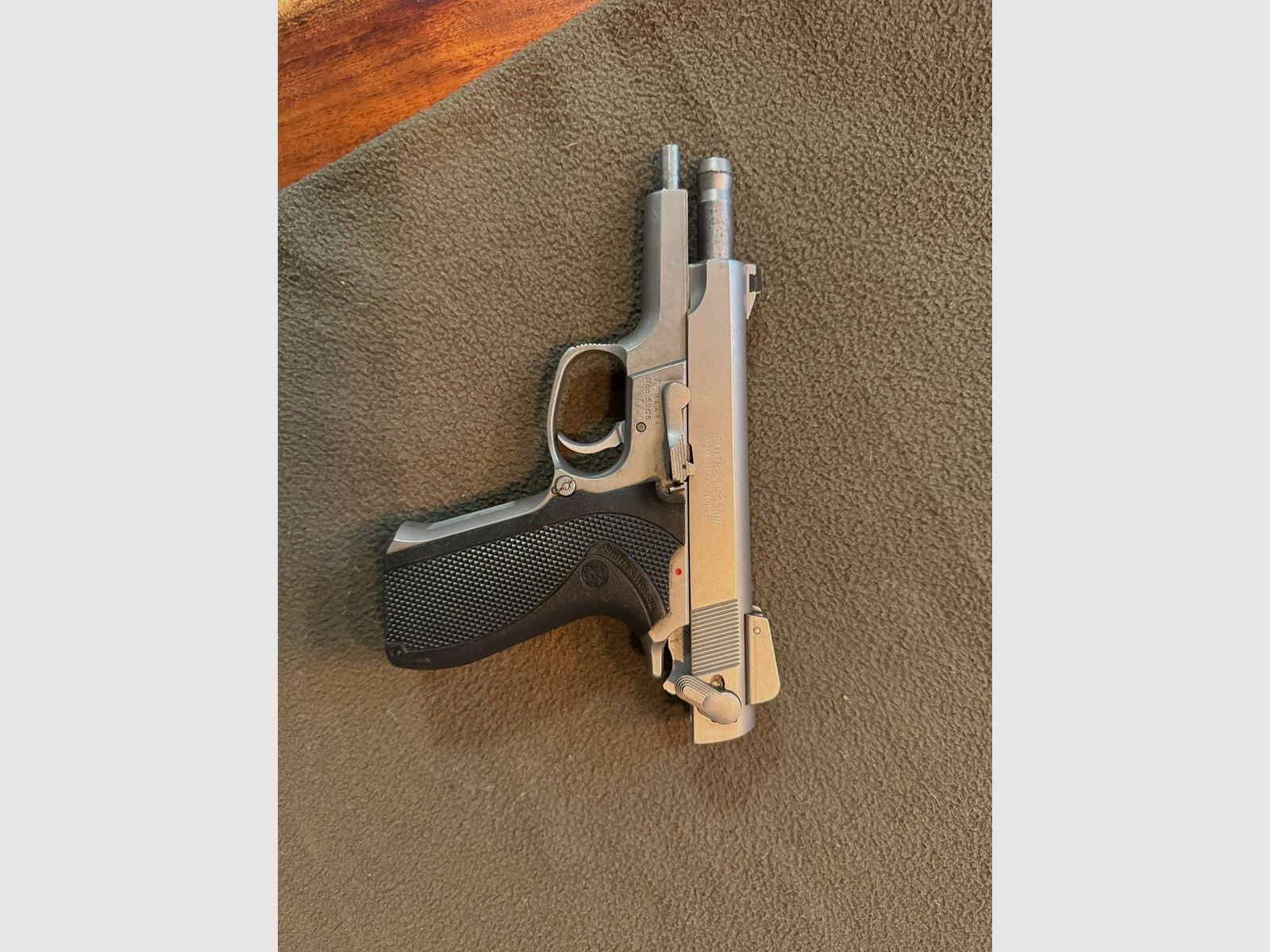 Smith & Wesson Mod 5906 9mm Para