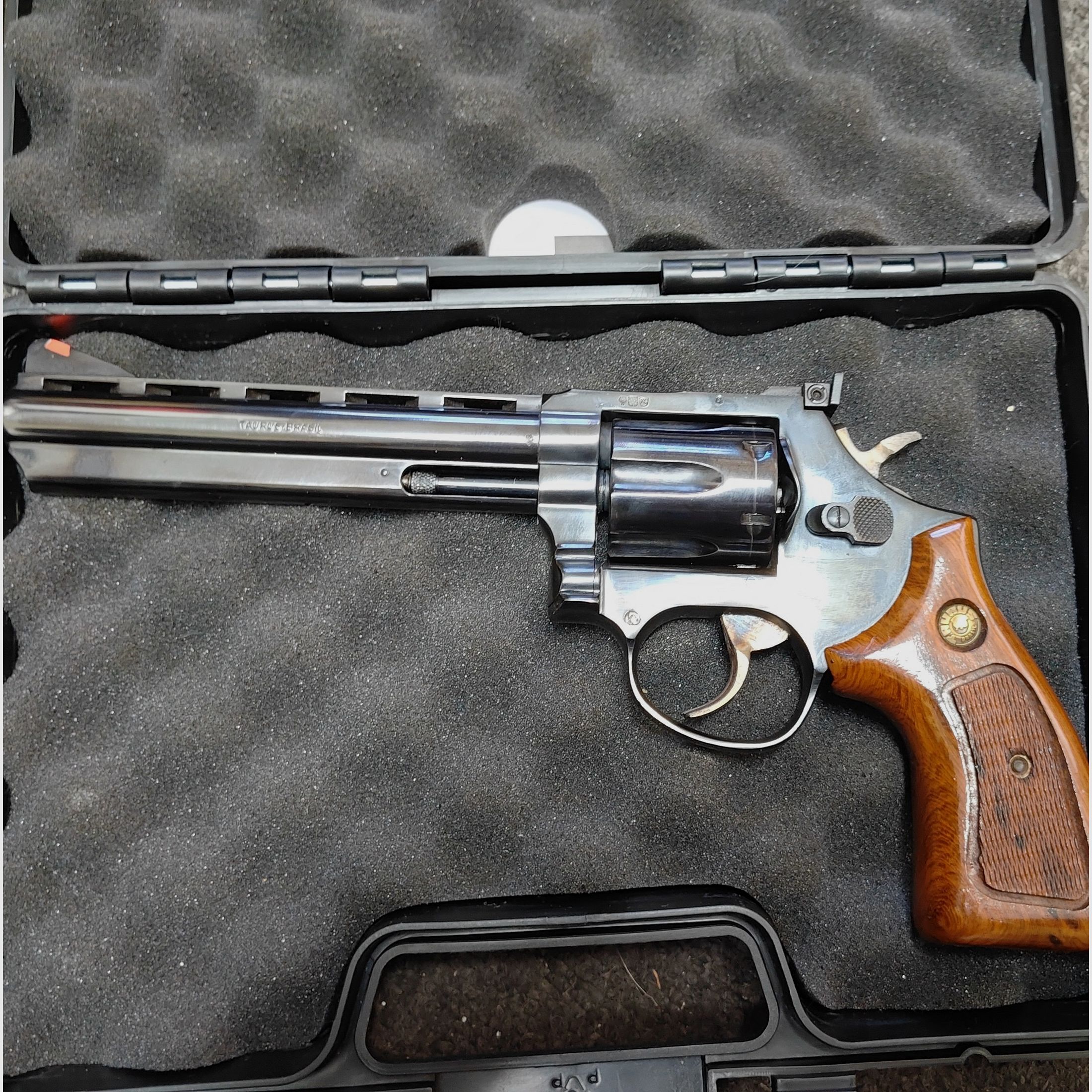 Taurus 689 357 Mag  Revolver 6-Zoll 