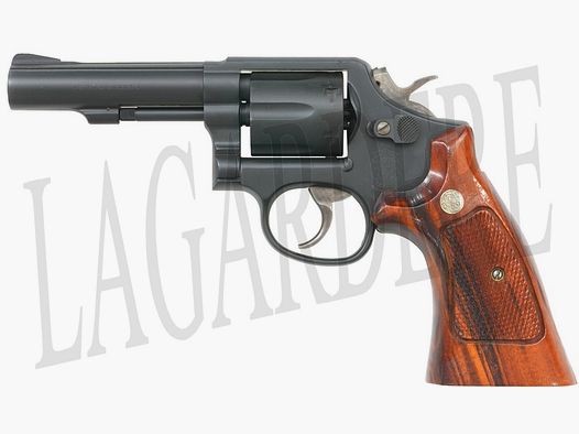 SMITH & WESSON 10-10 (REVOLVER)