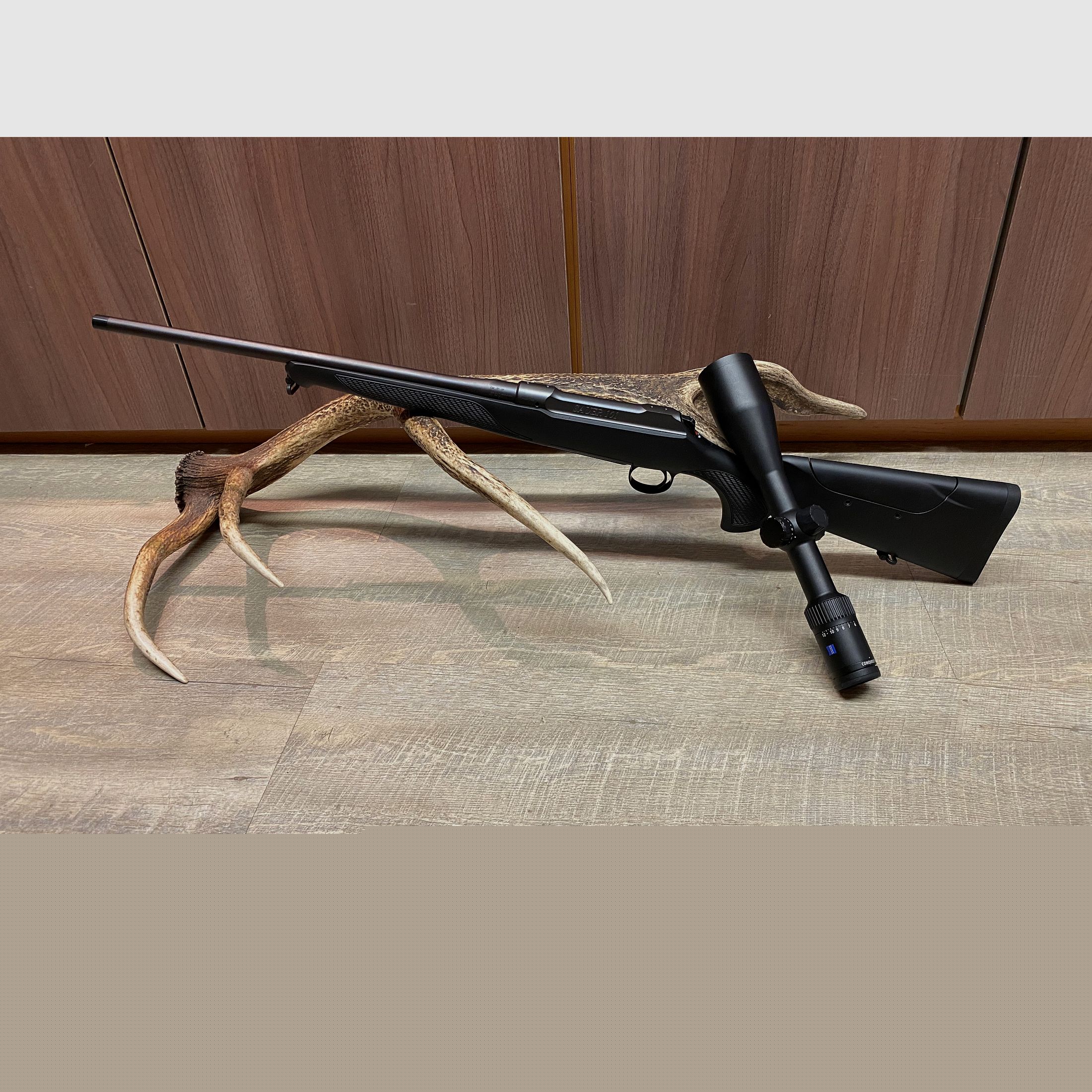 Sauer 101 Classic XTA, mit Zeiss Conquest V4 3-12x56