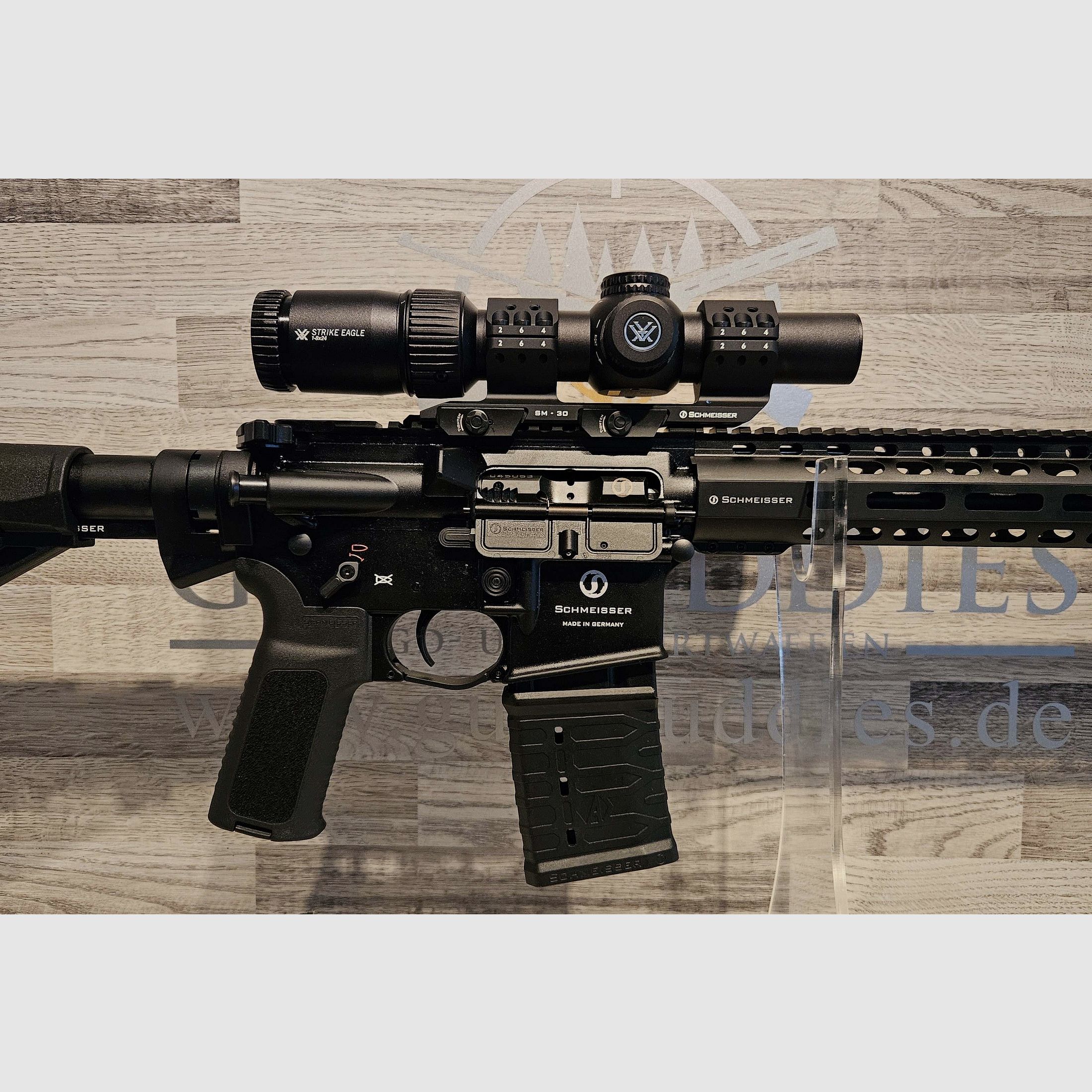 Schmeisser AR-15 M5FL Black 16.75" cal. .223Rem. with ZF Vortex Strike Eagle - New goods from the specialist trade